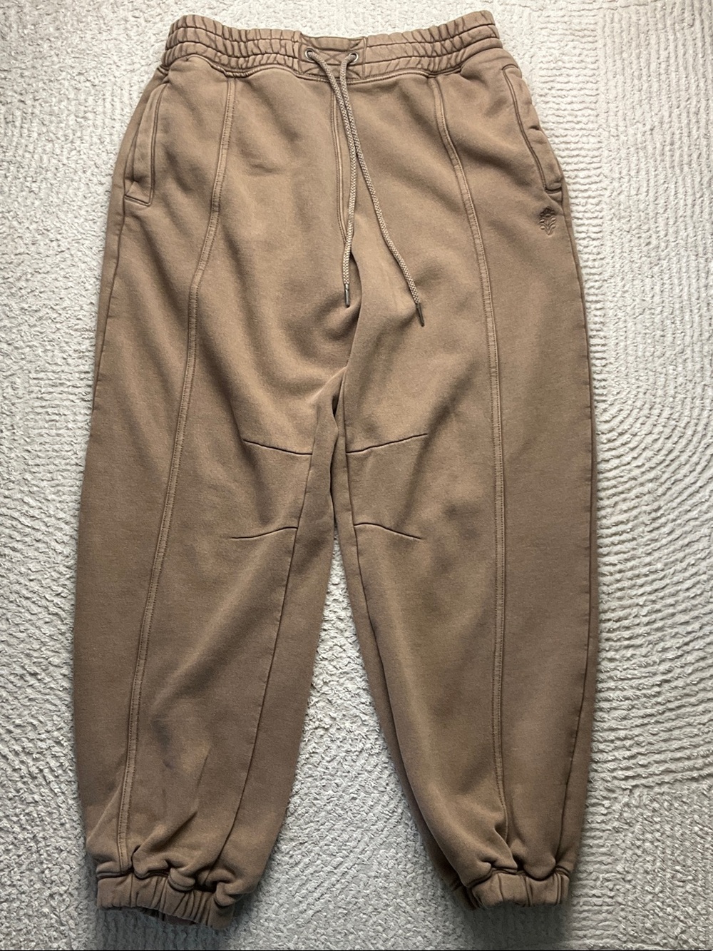 Free People Sprint To Finish Pants Size Medium *One Flaw - Picture 3 of 15